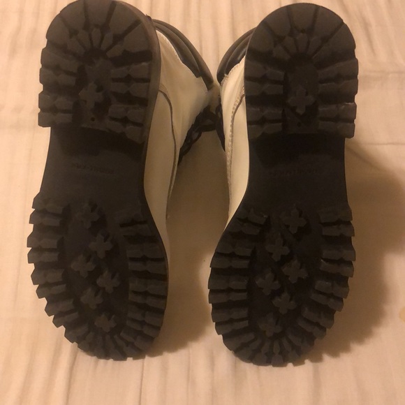 Kendall & Kylie boots - Picture 4 of 8